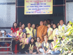 Giám đốc Ba Lô Túi Xách chung tay san sẻ yêu thương với chương trình từ thiện nhân đạo tại xã Phú Mỹ, huyện Tân Phước, Tiền Giang