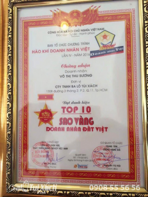 Giấy chứng nhận danh hiệu Top 10 Sao Vàng Doanh Nhân Đất Việt của Founder Hệ thống BaloTuiXach.com - Doanh nhân Võ Thị Thu Sương